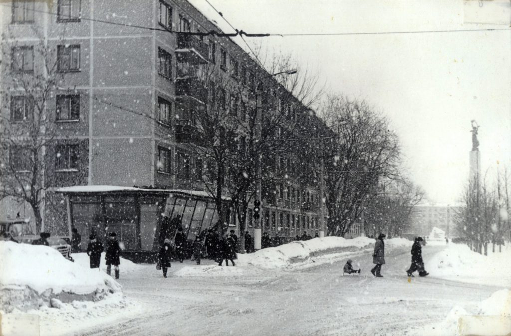 Белый дом степана разина график Фотопрогулка по городам СССР-23 ПАНТОГРАФ Дзен