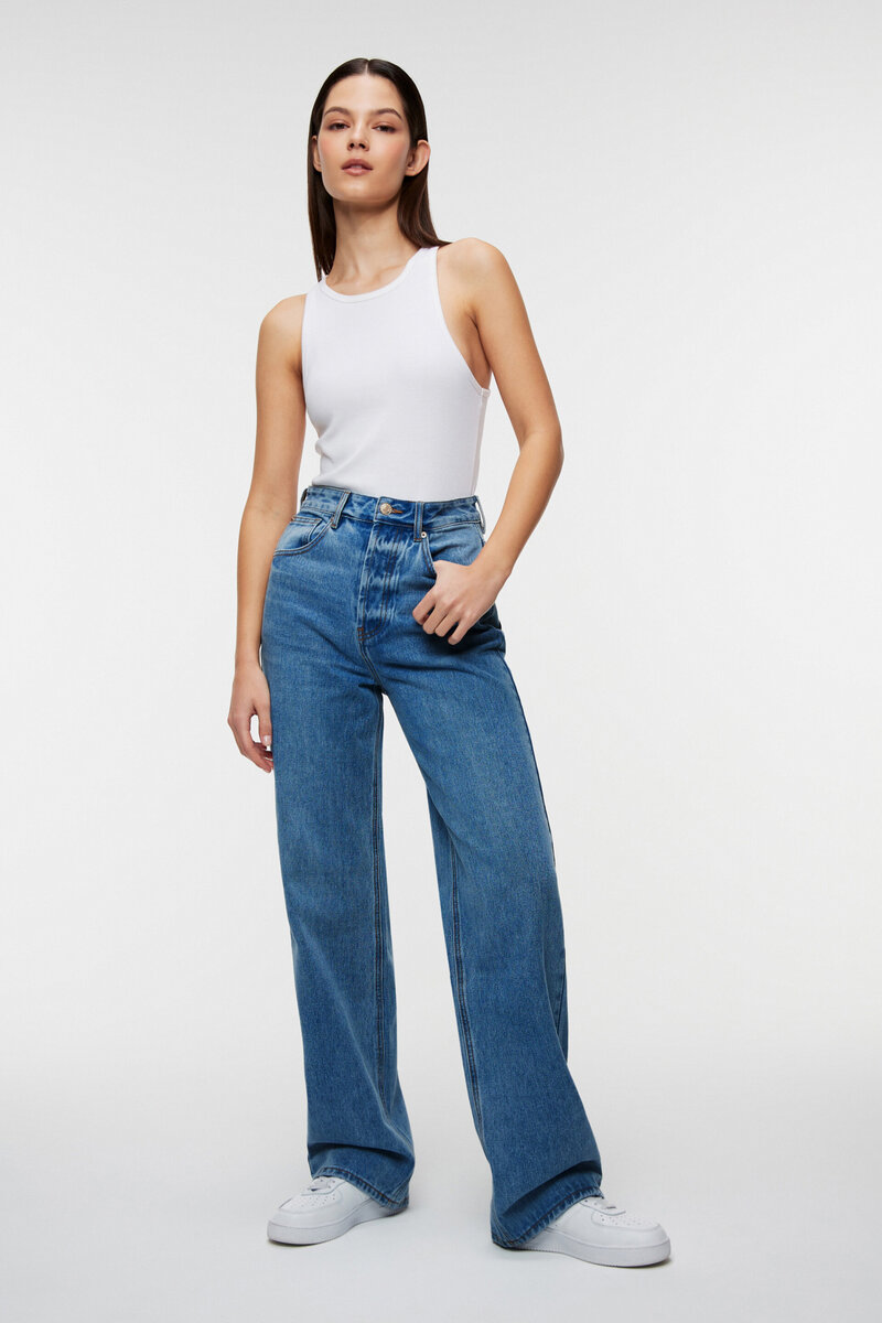 Примеры из открытых источников. Широкие джинсы.