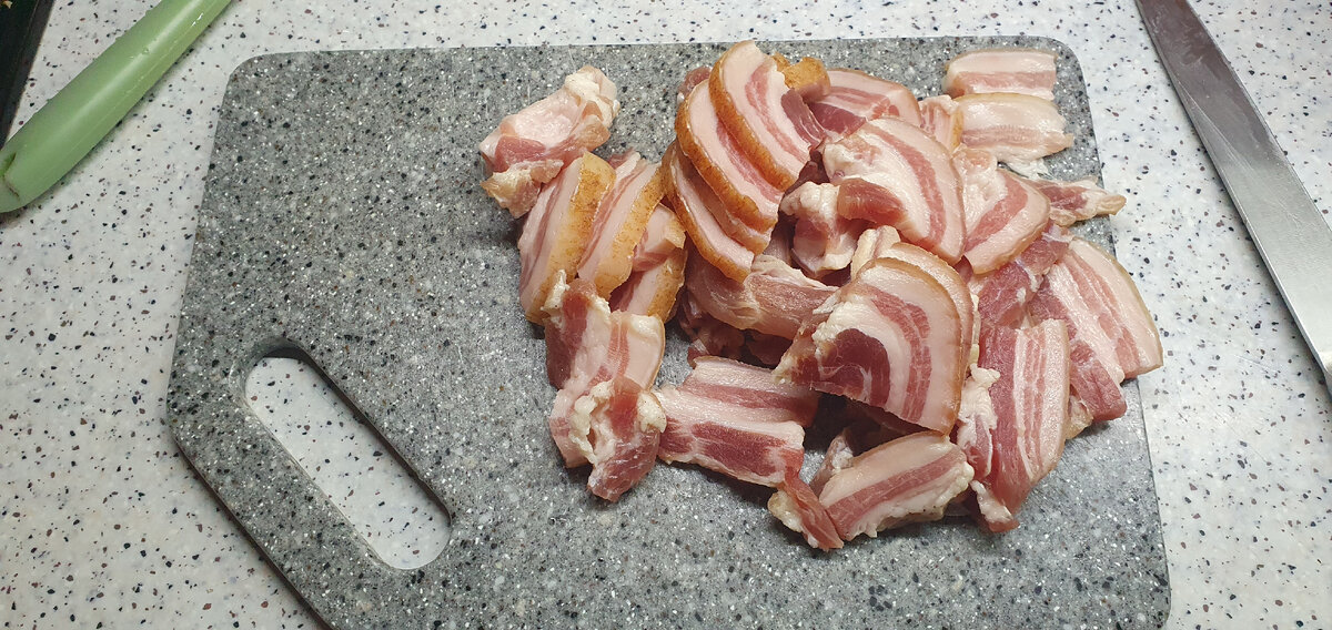 У меня 200-300 гр.