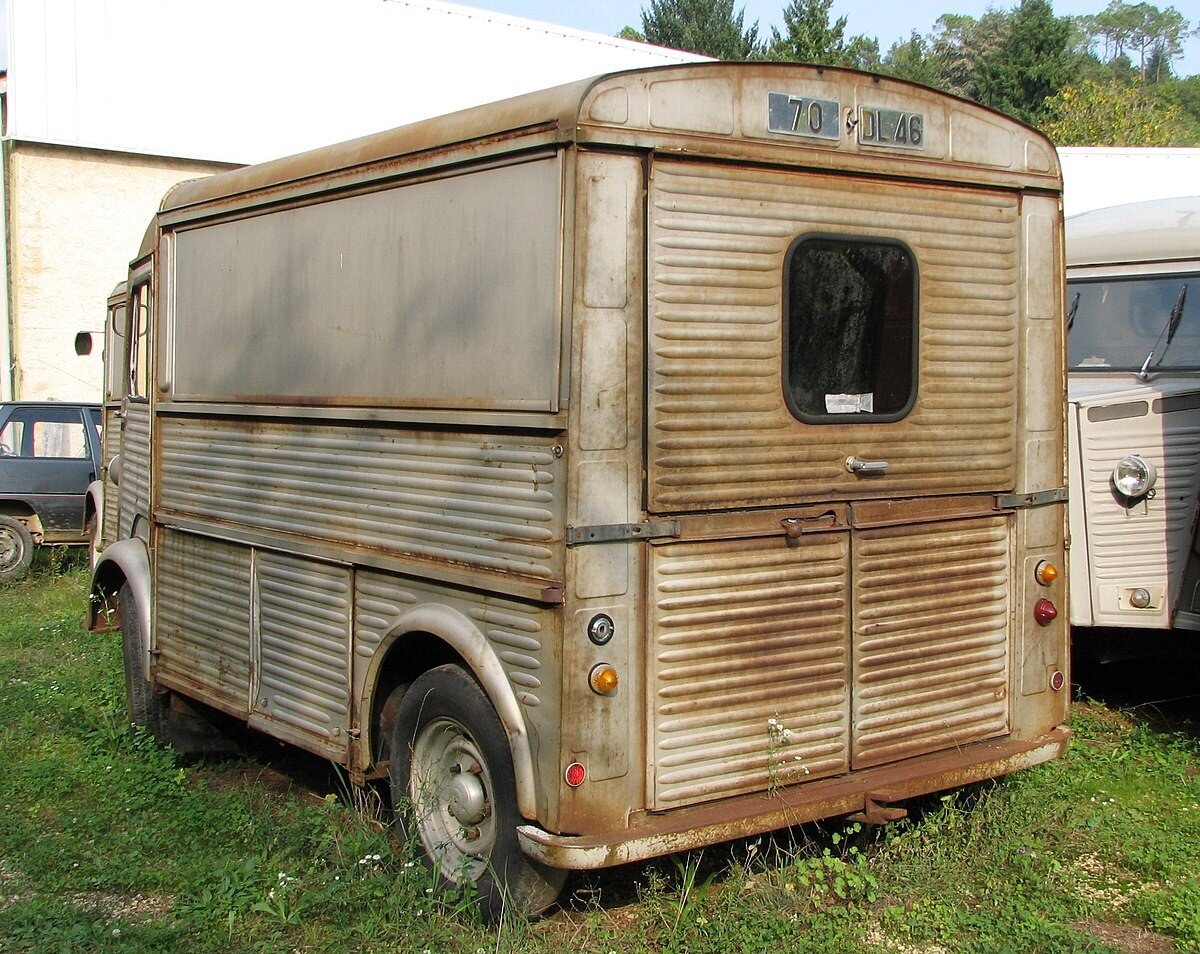 Citroen Type H сзади. Источник фото: commons.wikimedia.org