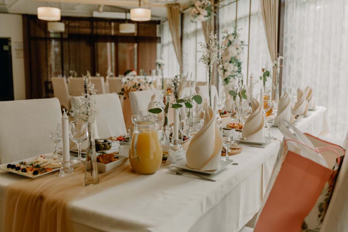 В следующей статье расскажу о своих любимых площадках в Ярославле. На фото ресторан «Лайм»