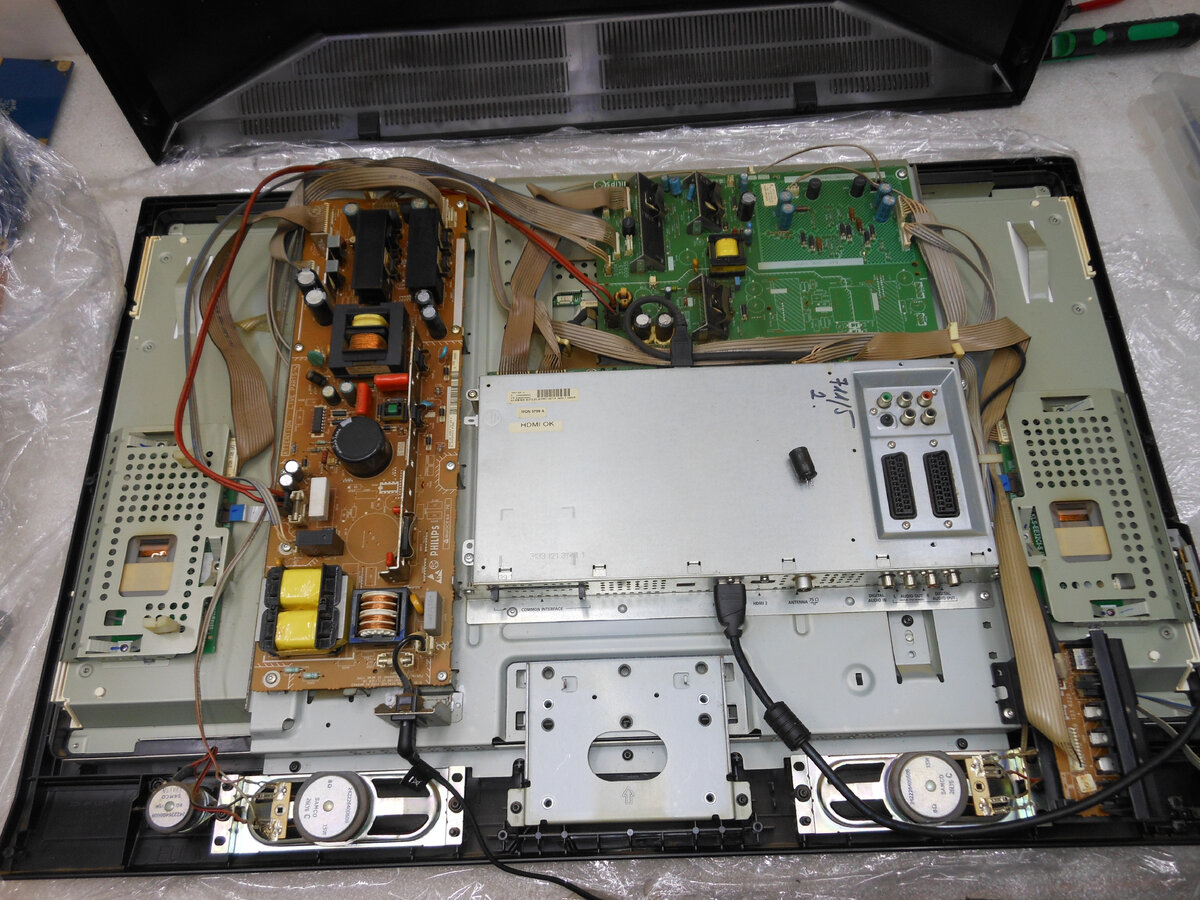 Много железа и ничего не понятно ;))