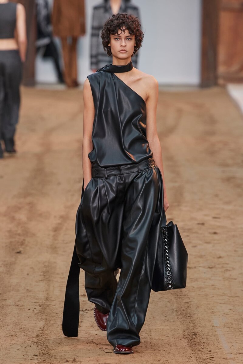 Источник: Imax