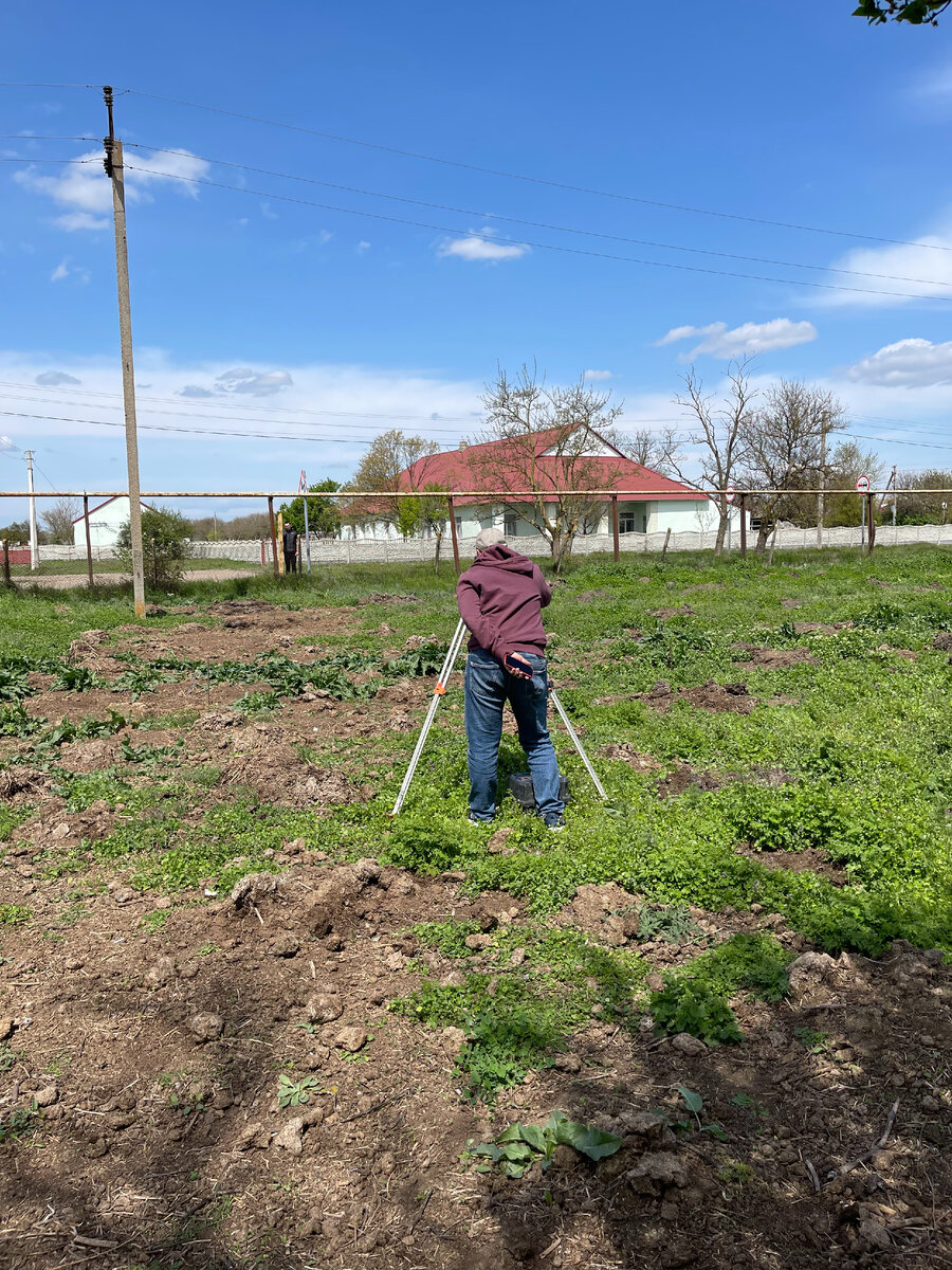 Разметка под фундамент. Фото автора.