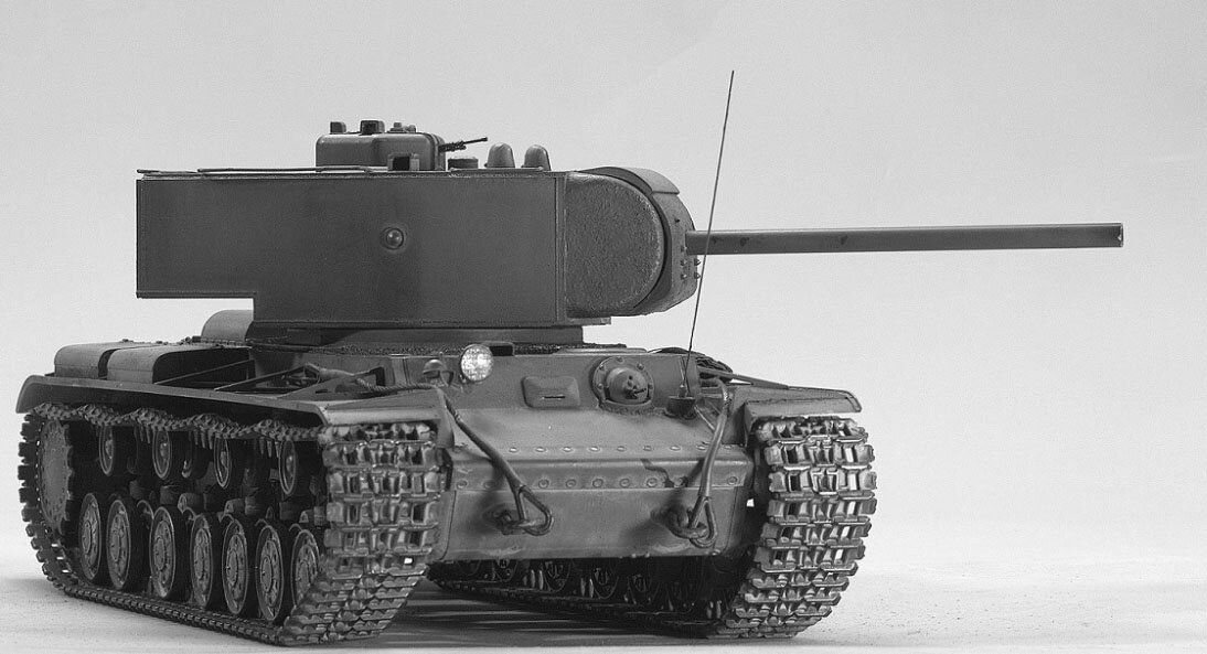 Опытный танк КВ-220