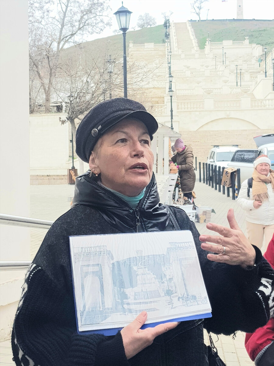 Наталия Небожаева - настоящий специалист по истории Керчи XIX века. Фото Анны Карпенко. 