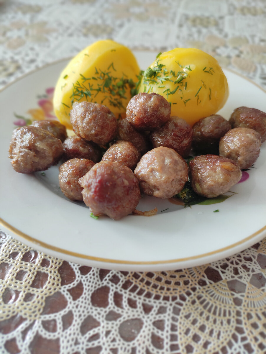 Шведские фрикадельки köttbullar, как в сказках Астрид Линдгрен. | Маков  цвет | Дзен