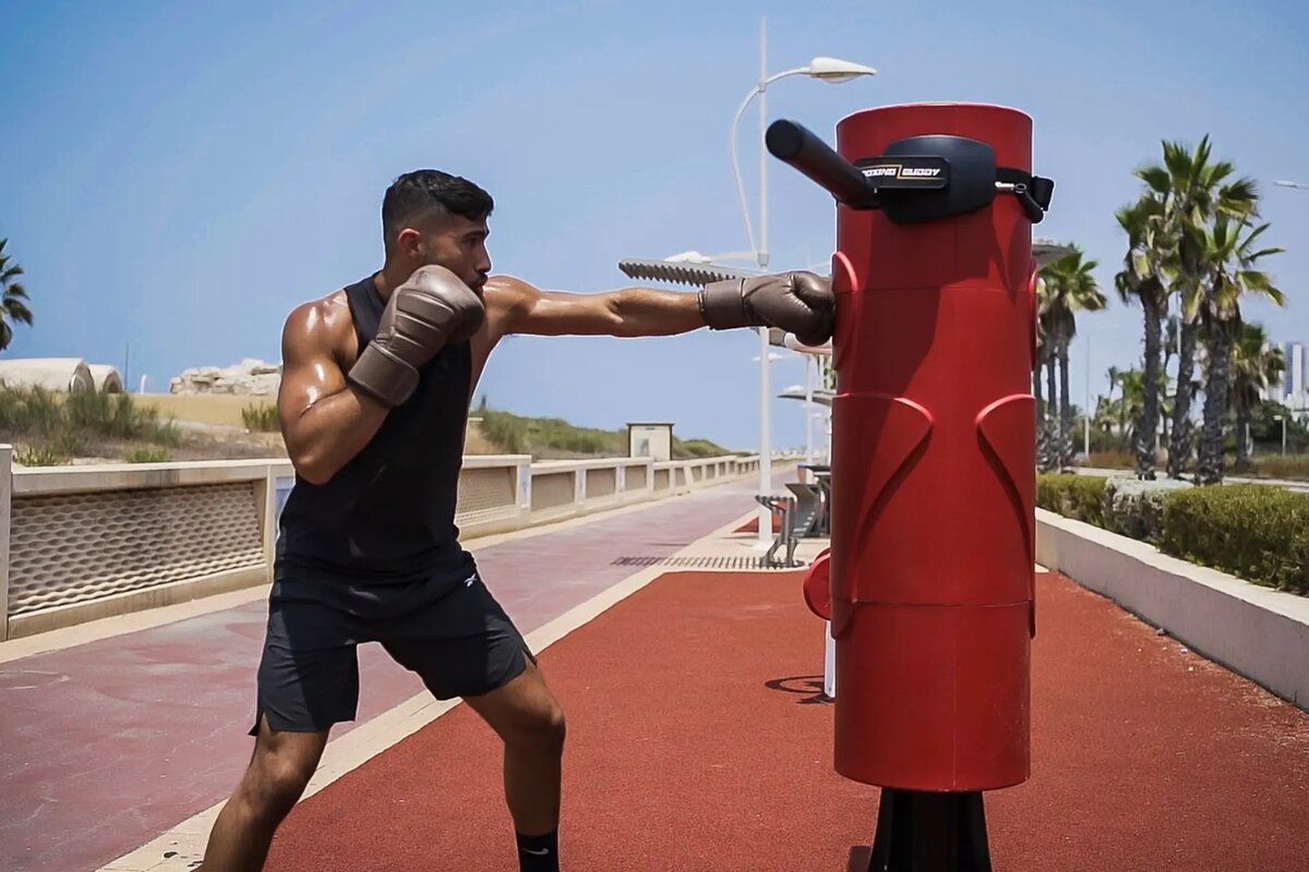 Боксёрская груша Boxing Buddy умеет давать сдачи [ВИДЕО] | 4pda.to | Дзен