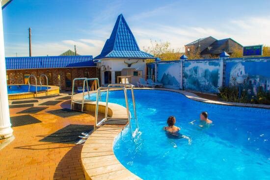 Термальные источники +38 и 34 градуса