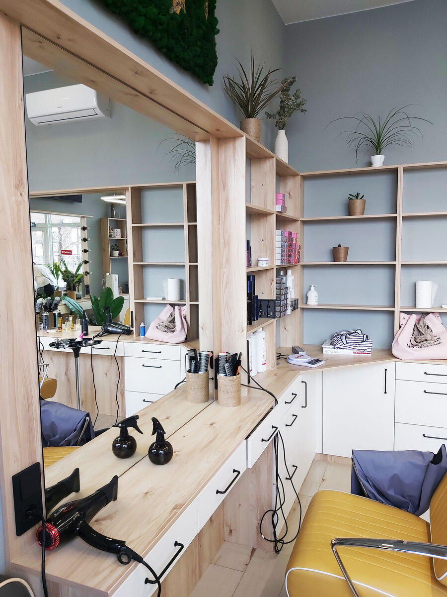 Фото HAIR SALON NAIL SPACE.