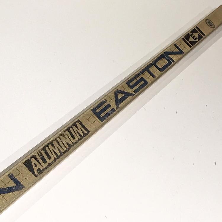 Алюминевая клюшка фирмы EASTON 