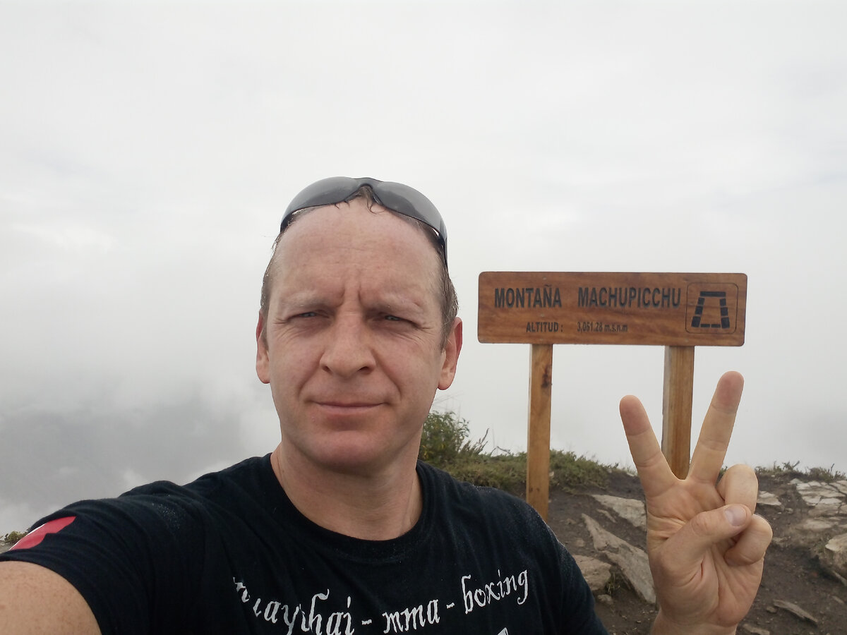 Пикча ешь. Мемы стикеры теребонька. Пикча ешь. Пикча ешь. Пикча ешь.