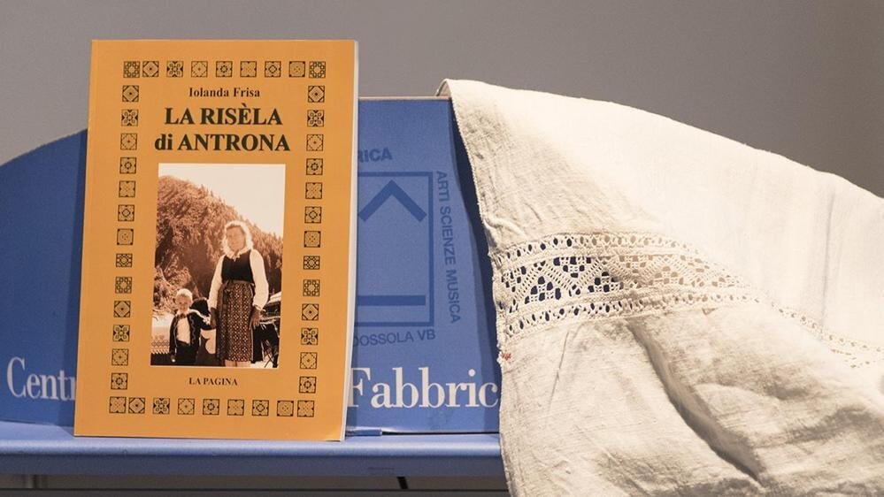 Книга о кружеве Ризела, фото из соц.сетей