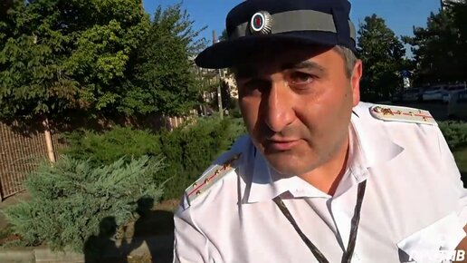 Водитель послал мента и уехал