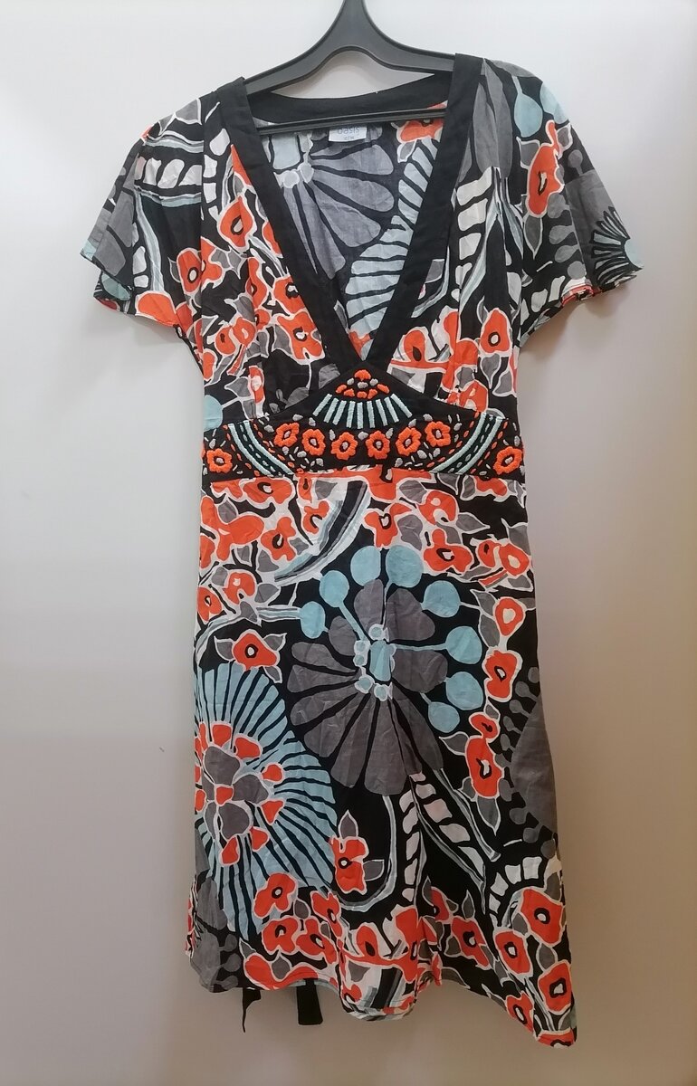 Цена 120 рублей.