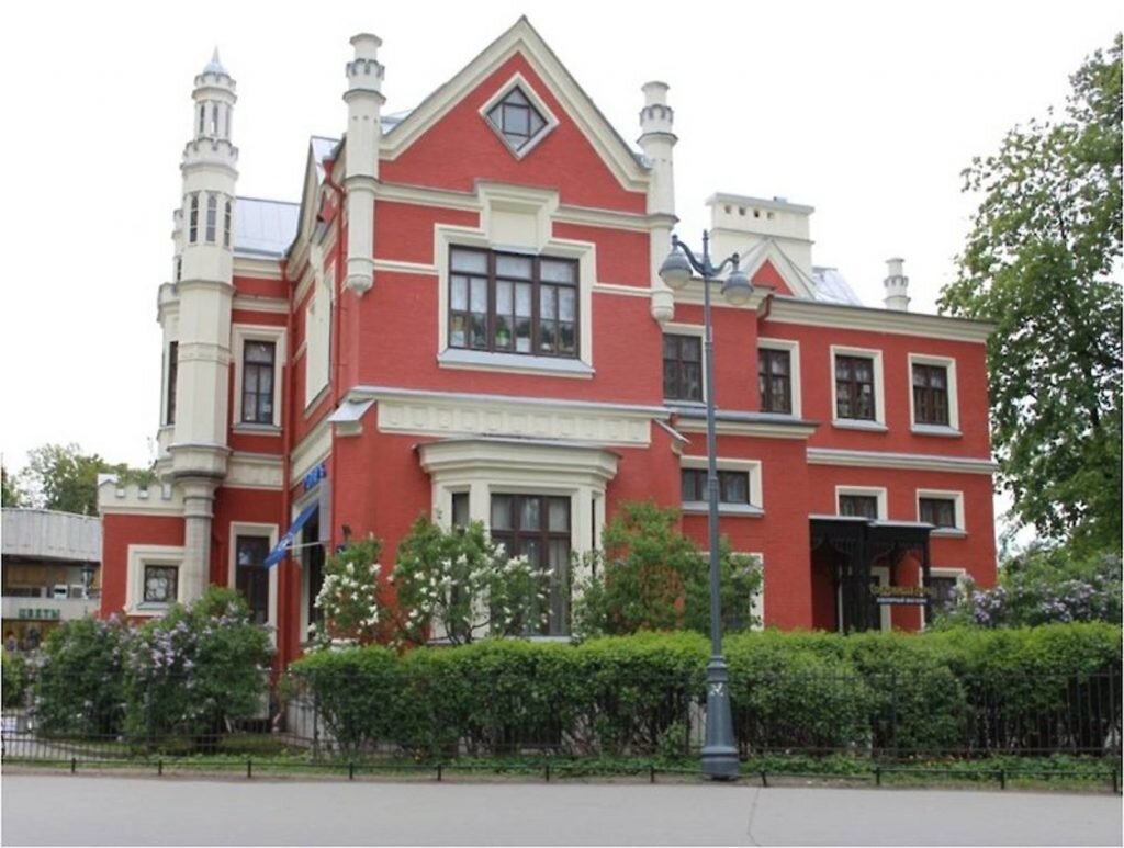 Дача Салтыковой по адресу ул. Академика Крылова, д. 4