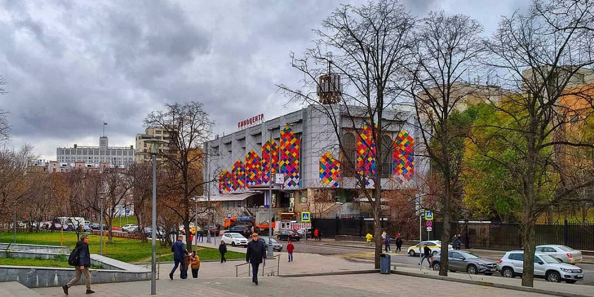 краснопресненская кинотеатр соловей. кинотеатр соловей на красной пресне. кинотеатр в москве на краснопресненской. соловей на красной пресне. кинотеатр на краснопресненской.