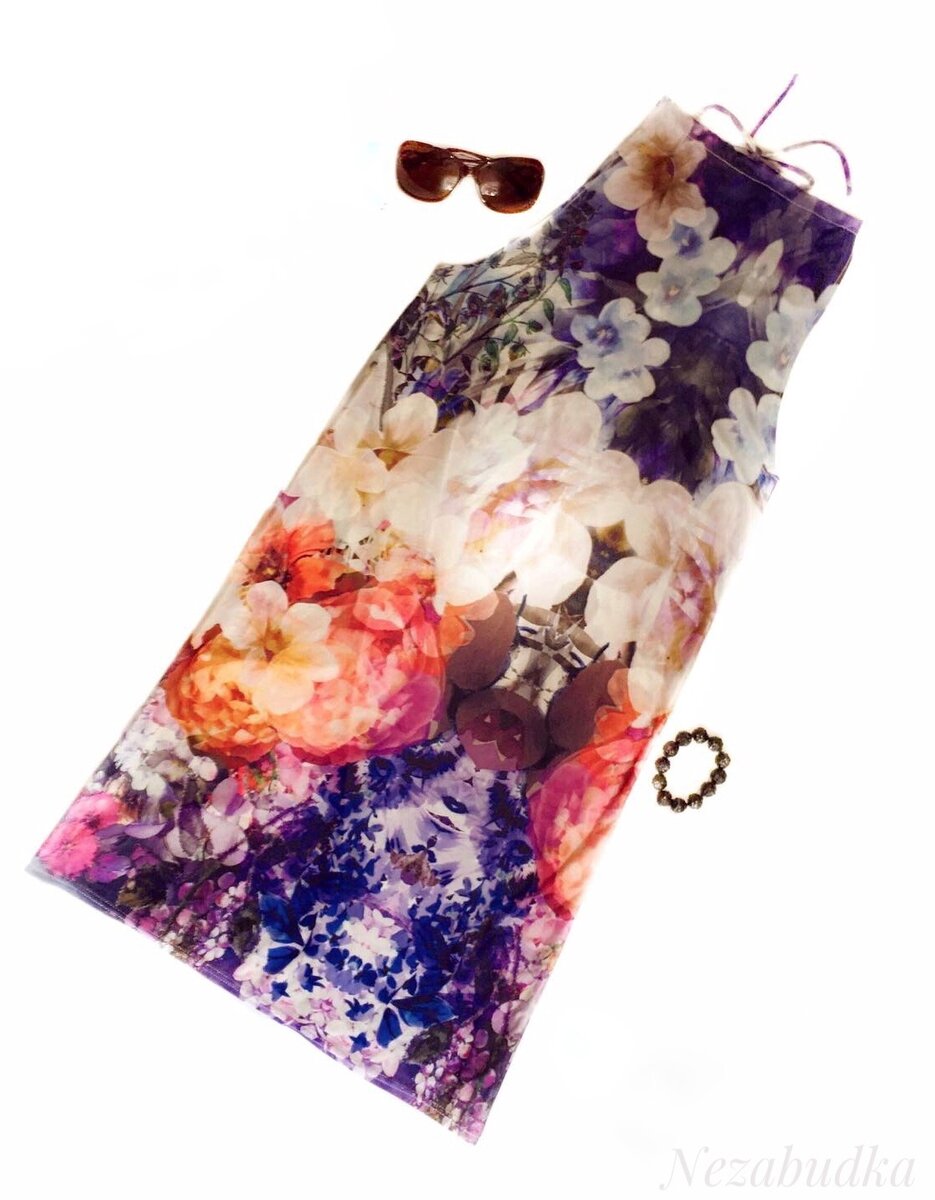 Сшить такое легкое летнее платьишко получится у всех - крой сразу на ткани и простое шитье