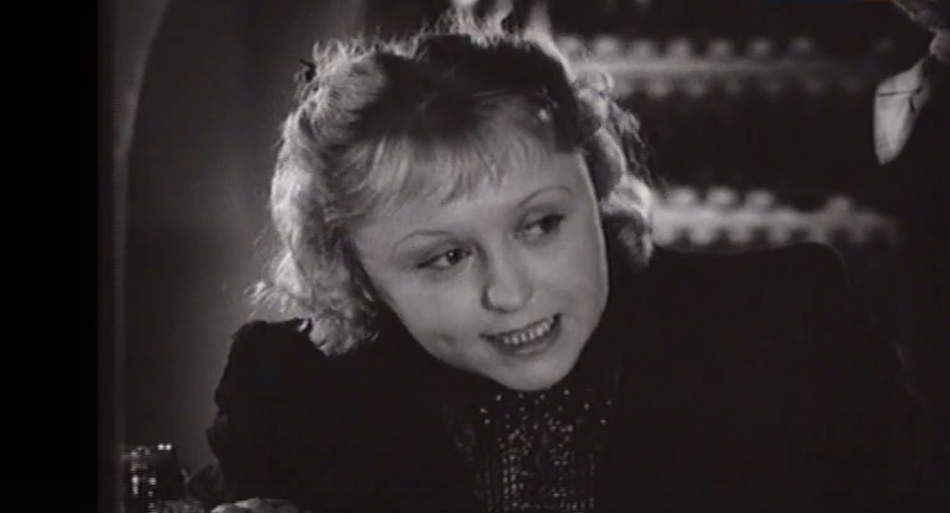 Кадр из фильма "Приключения Корзинкиной", фото на Яндекс.Дзен