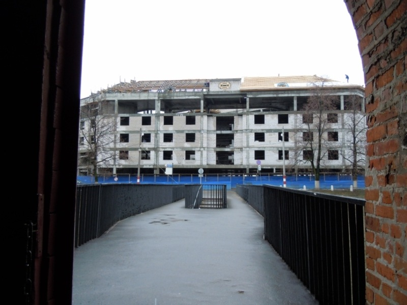 Вид из Никольской башни через мост