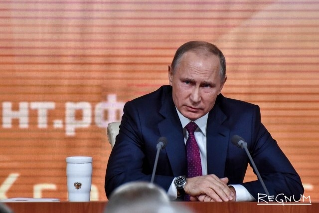    Владимир Путин Дарья Антонова © ИА REGNUM