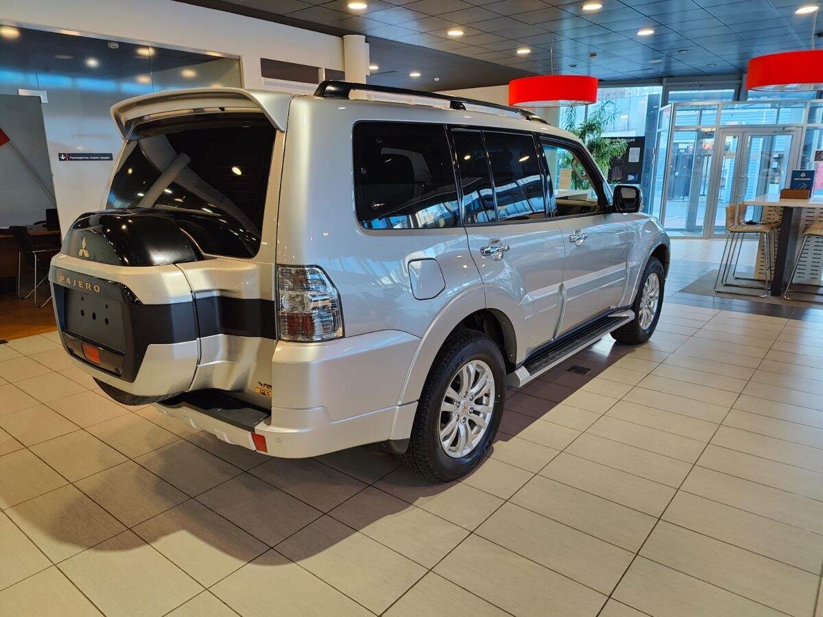 4llc mitsubishi pajero что означает