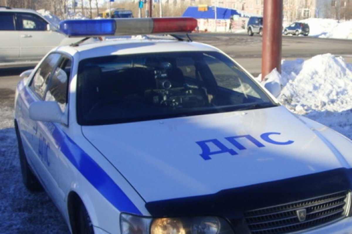    Полицейские помогли жителю Мончегорска, попавшему в снежную ловушку