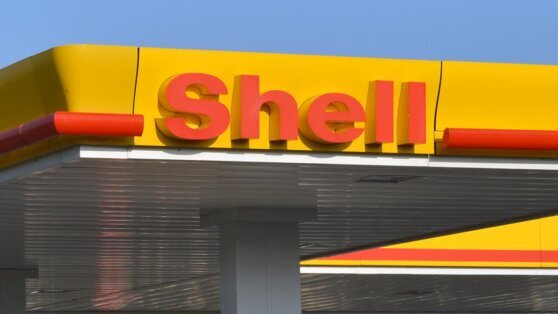    Shell подписала документы с "Газпром нефтью" о продаже 50% доли в Салыме Даниил Шалонников