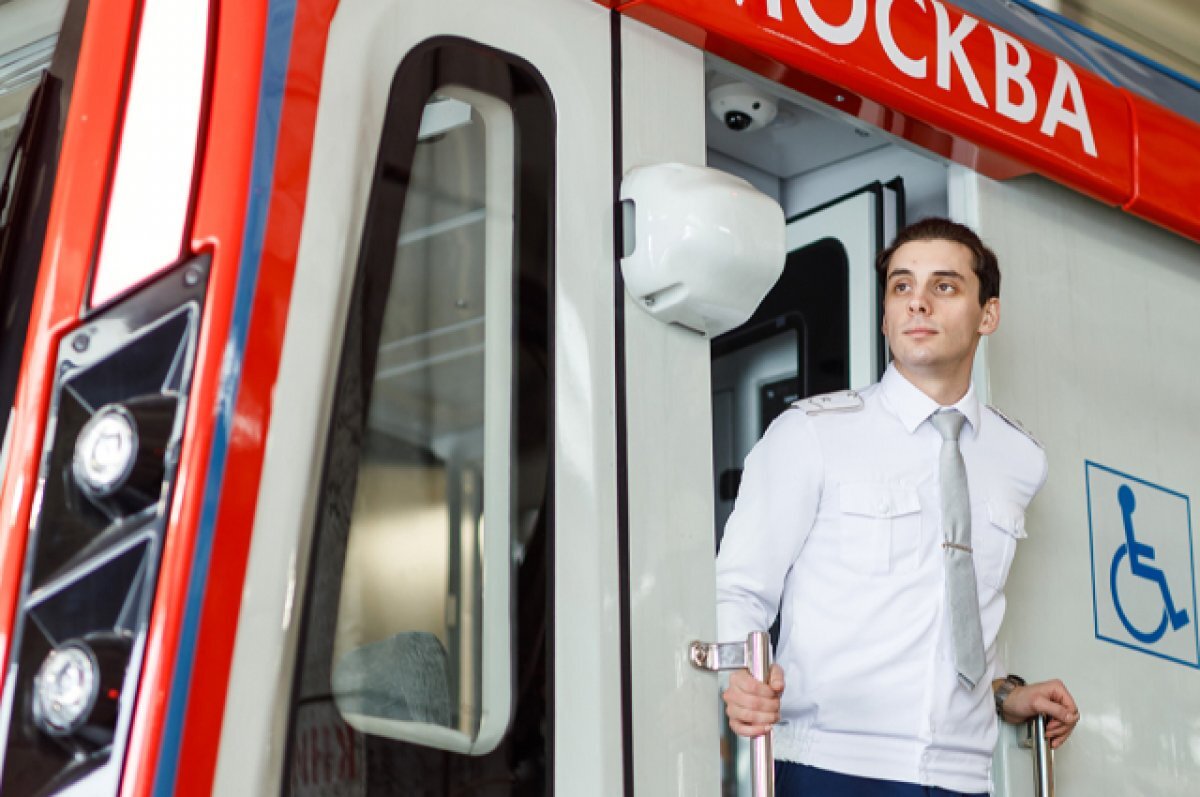    Собянин: более 500 машинистов подготовили для работы на БКЛ