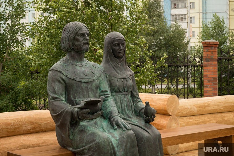    Композицию Петра и Февронии установят в Верхней Туре (архивное фото)