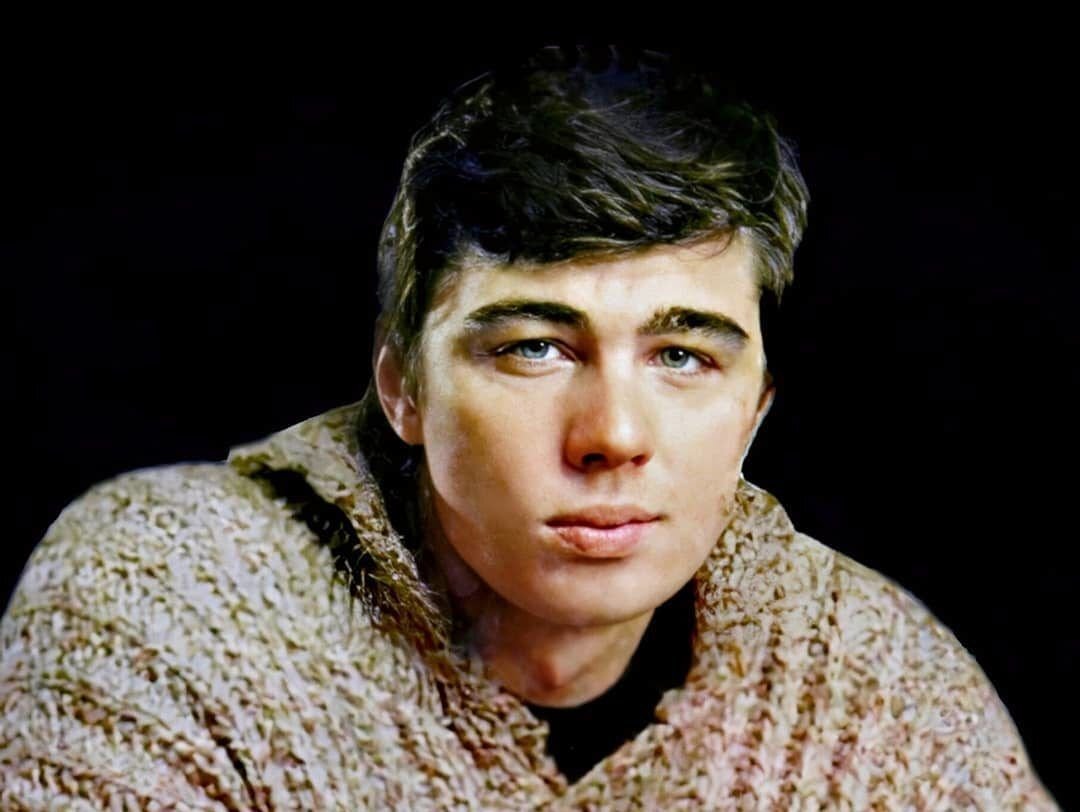 Известный найтись. Сергей Орлов актер. Сергей Бодров фото рук