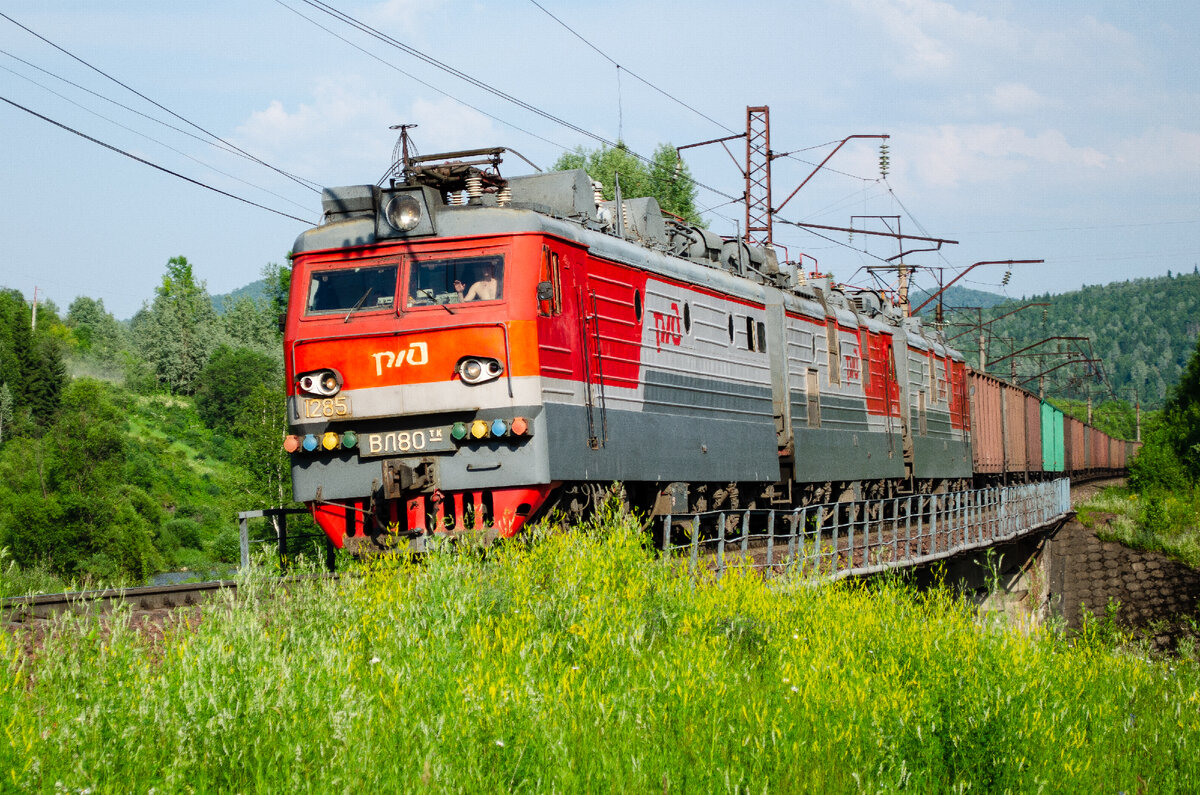 Трейнпикс. Электровоз вл80тк РЖД. Вл 80 трехсекционный. Вл80 электровоз. Вл80тк-1315-1049.