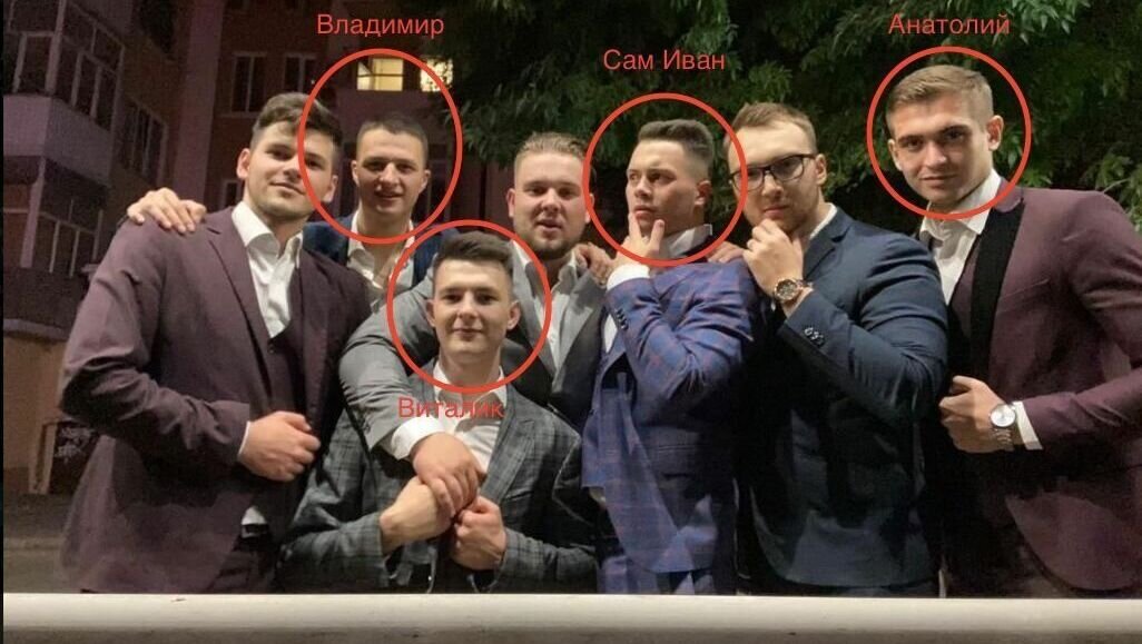     На популярных сервисах для знакомств в ухажеры к одиноким девушкам набиваются члены банды дельцов, выдающих себя за супер-успешных трейдеров. Молодые люди выцепляют жертв в интернете, успешно разыгрывают бурный роман, обещают всех сделать миллионершами и добиваются переводов на сотни тысяч рублей...