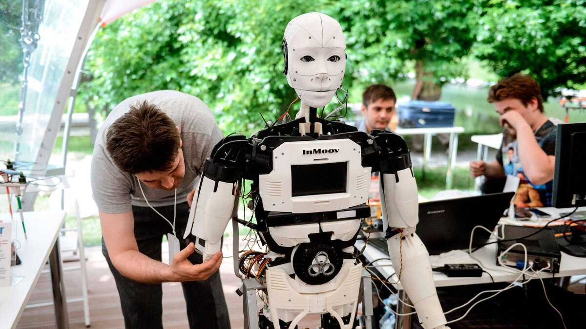 Робототехника и ее роль в будущем IoT

Робототехника - это наука, которая занимается разработкой и созданием устройств, способных выполнять задачи, которые ранее могли быть выполнены только человеком.