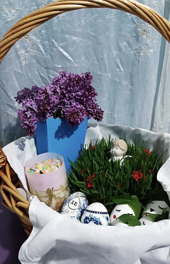 Прихожане храма Рождества Христова в Нагорном Карабахе отметили Пасху. Фоторяд