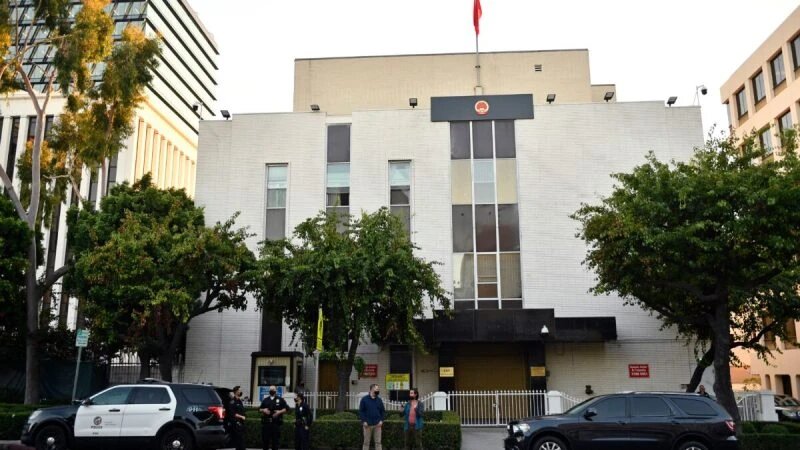 Консульство Китая в Лос-Анджелесе, Калифорния, 4 июня 2021 года. (Patrick T. Fallon/AFP via Getty Images)