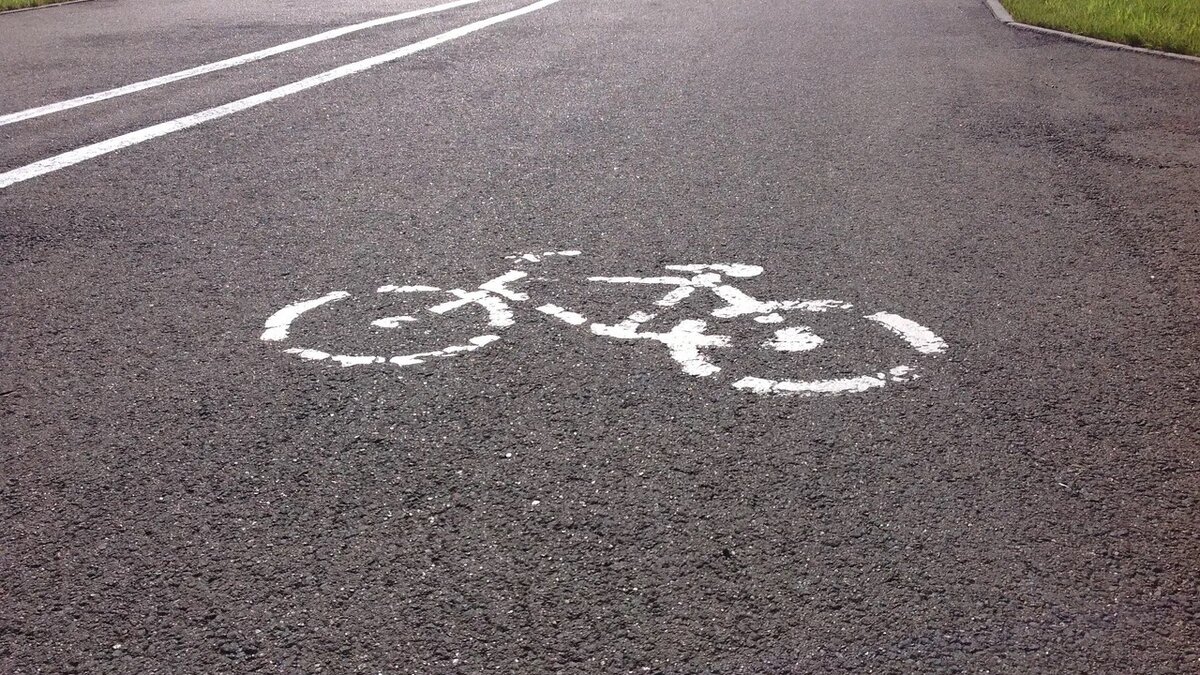     В Альметьевске на строительство второй очереди пешеходных и велосипедных дорожек набережной городского водохранилища выделили 15 млн рублей. Работы будет выполнять ООО «Актив-прогресс». Соответствующая информация представлена на портале госзакупок.