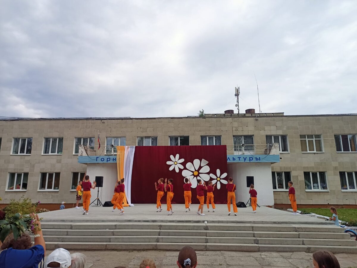 Это второй танец) Фото из личного архива 