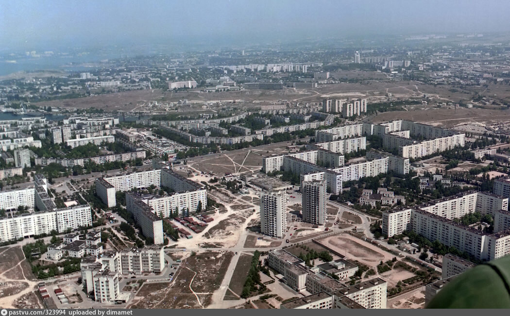 Севастополь 90-е. Микрорайон "Лётчики". Проспект Октябрьской Революции. Фото - Дмитрий Метелкин. pastvu.com