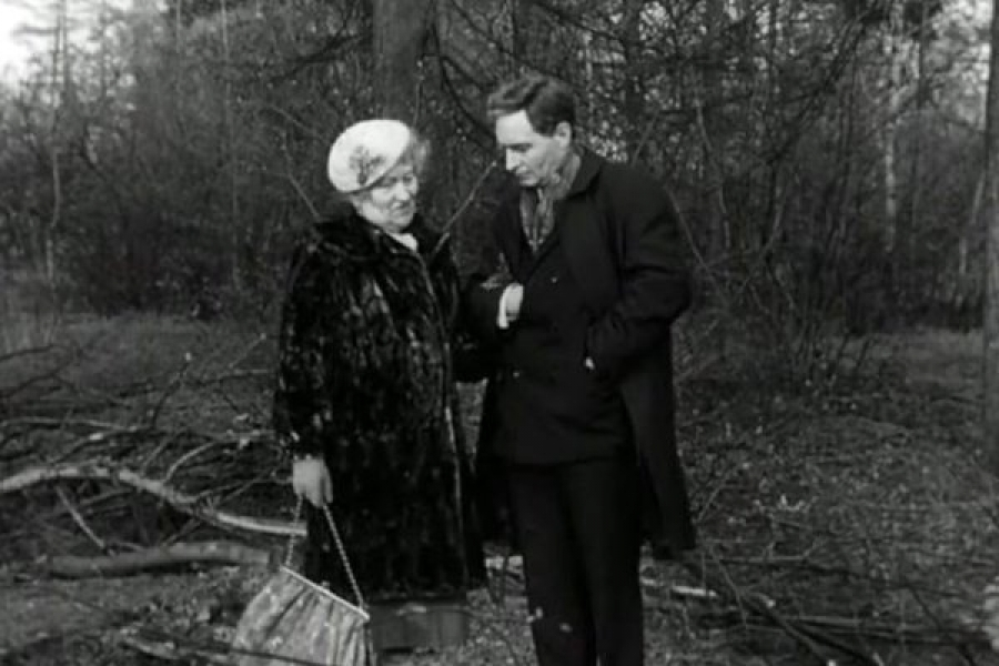 Фильм стал настоящим хитом, однако, когда в начале 1973 года он был смонтирован и его показали высокому телевизионному начальству, на голову режиссера посыпались первые упреки… Какие скандалы вызвал-9