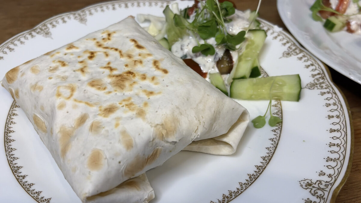 мой способ заворачивания шавермы-в виде конвертика