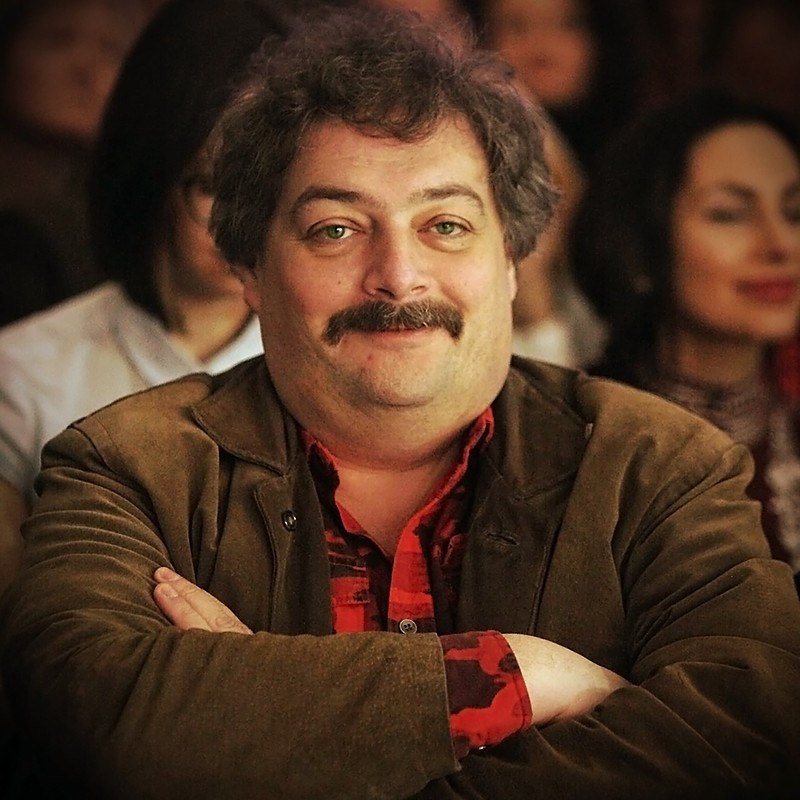 Парадокс: умный Дмитрий Быков верит в глупость о своем «отравлении» силовиками0