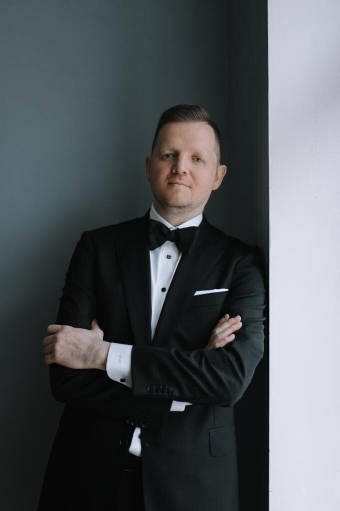 Костюм Zoletto в стиле Black Tie - идеальный вариант для свадьбы 