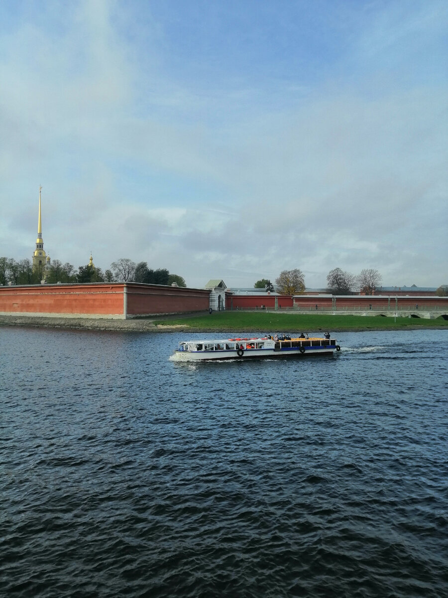 Санкт-Петербург. 