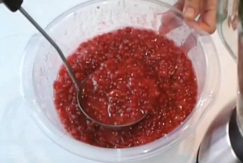 Заморозка ягод на противне