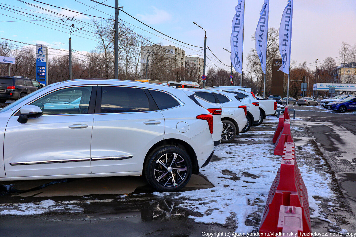 Автодилеры таким настроениям только рады