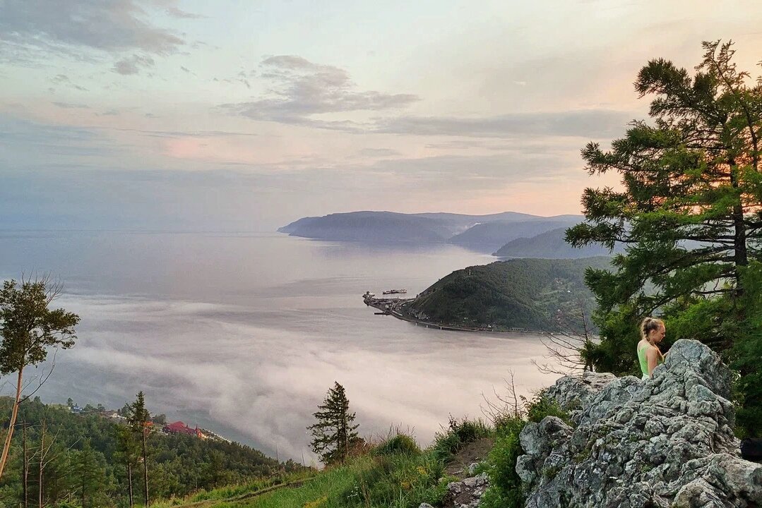 Байкал смотровая площадка камень Черского