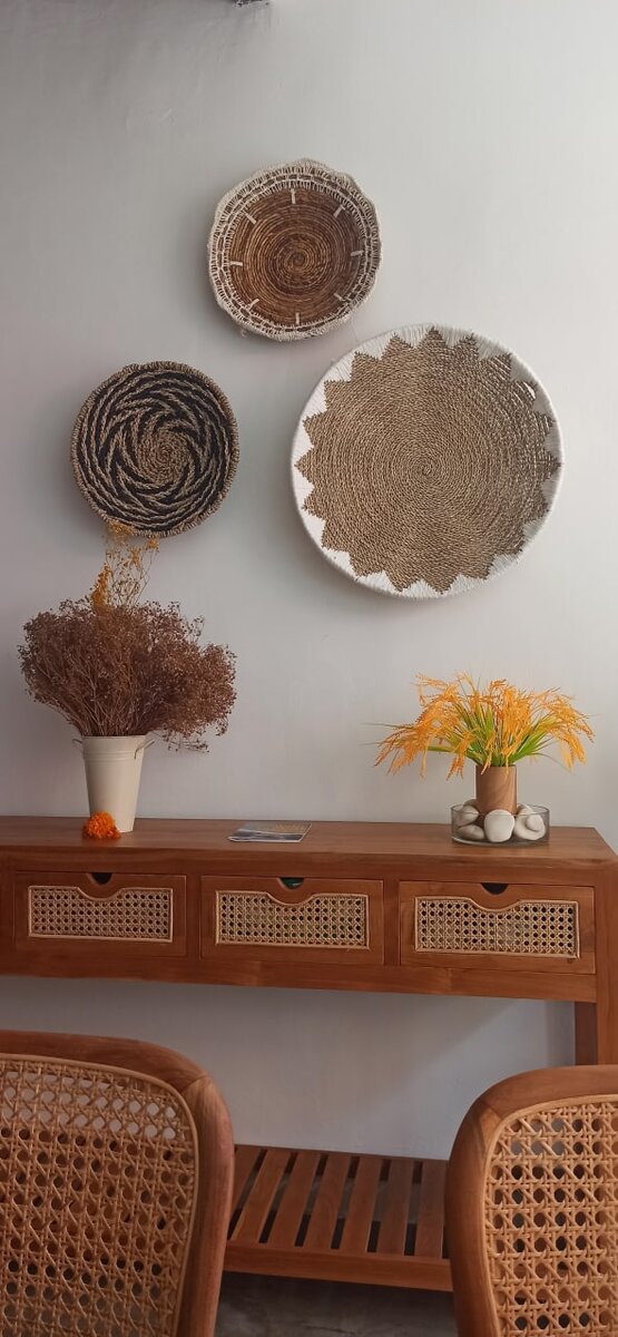 Интерьер кафе Benih Cafe в Куте 2023