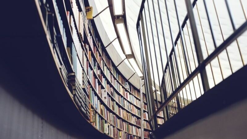     В столице президент Российской академии наук Геннадий Красников встретился с советником президента РФ Антоном Кобяковым. В ходе этой встречи обсудили вопросы подготовки празднования 300-летия российской науки в следующем году.