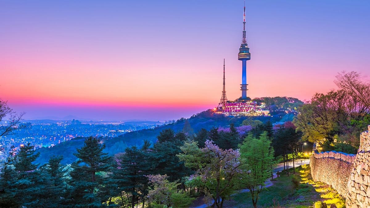     Сеул Екатерина Щербакова
Башня N Seoul TowerShutterstock/Fotodom